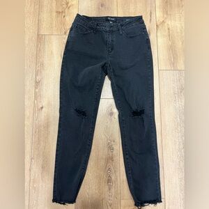 Judy Blue Parker Mid Raise Distressed jeans
